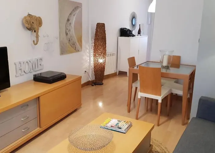 Acogedor En El Centro De *